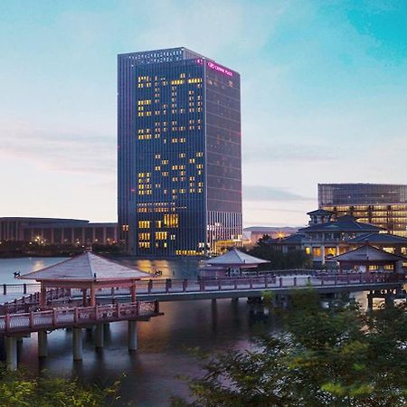 Crowne Plaza Tianjin Meijiangnan By Ihg ภายนอก รูปภาพ